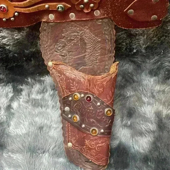 Vintage  Pony Boy Single Holster - Picture 2 of 16